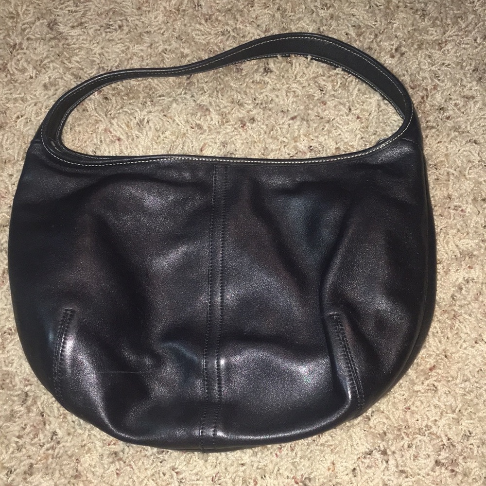 Black coach shoulder bag